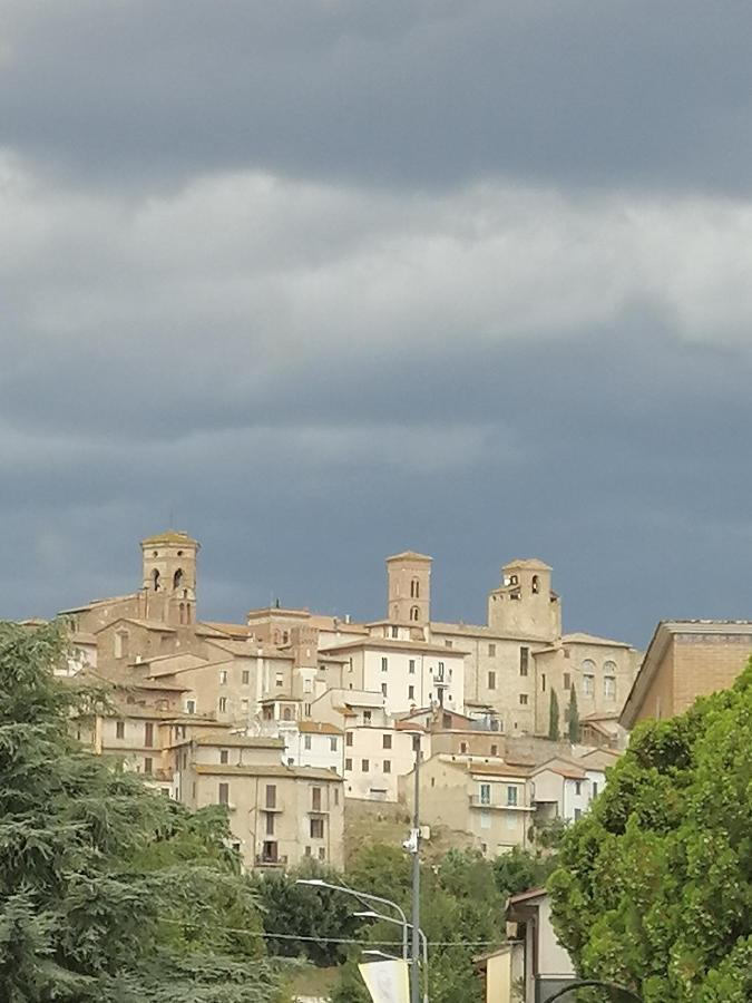 Nuovo Borgo - Posizione Ideale Per Visitare L'Umbria, Perugia, Assisi E Le Altre Localita Deruta Eksteriør billede